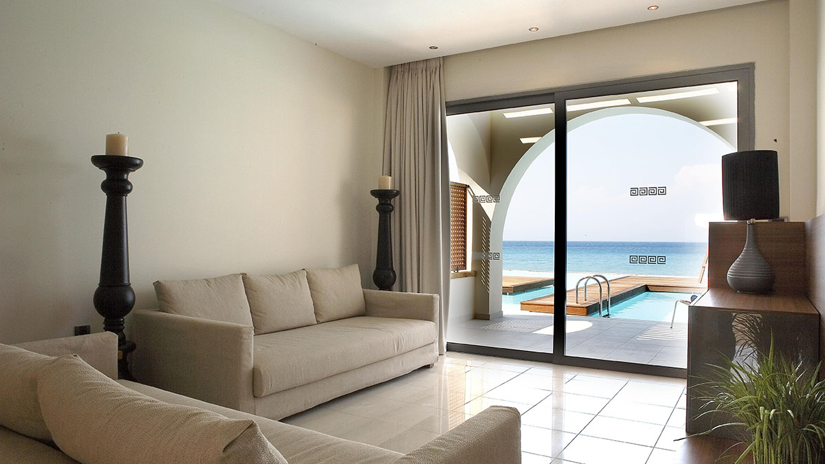 Grand Suite Beach Front Private Pool